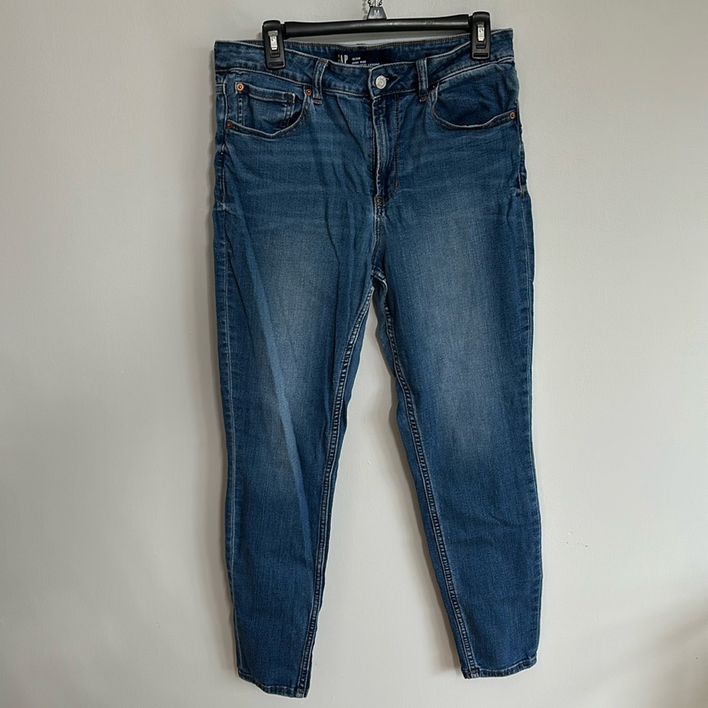 Gap high rise universal legging